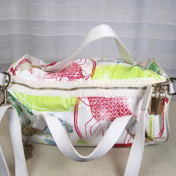 Very Rare L.A.M.B. LeSportsac Limited Edition Multi Icon Mega Barrel Bag w/Charm - Picture 5 of 16